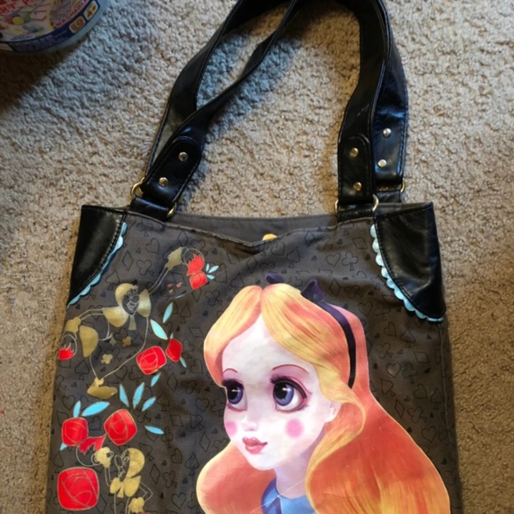 Get it B4 it's gone! Loungefly Alice In Wonderland - Picture 4 of 6